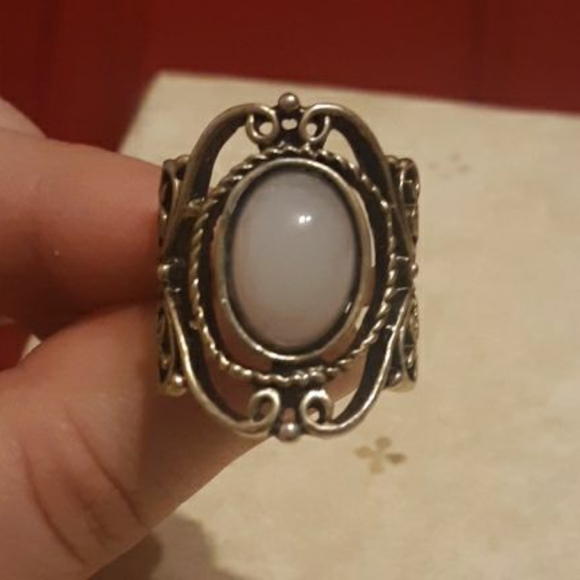 🛑SOLD🛑4 Rings - Picture 3 of 4